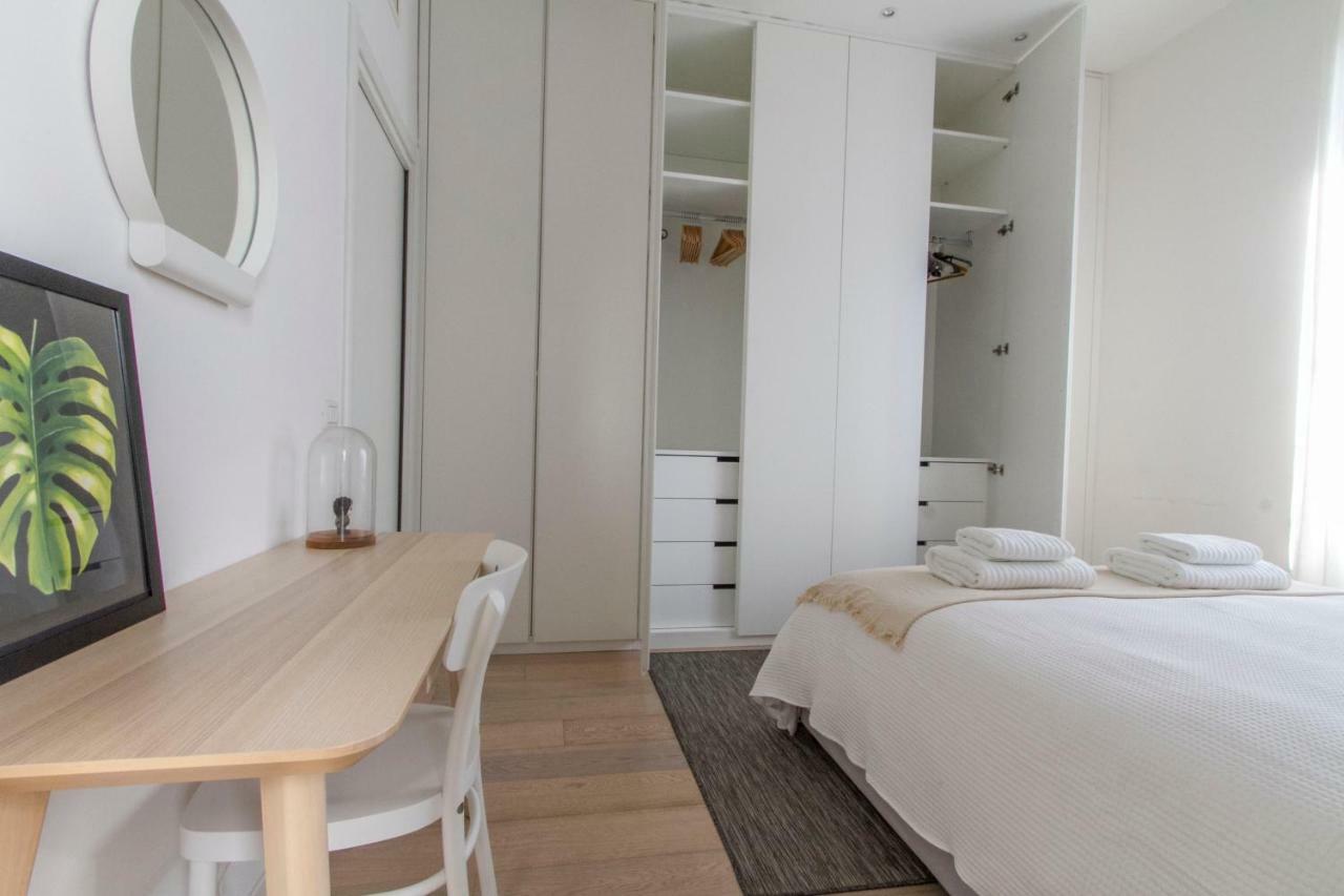 Luxury And Spacious Apartment *